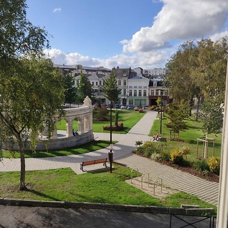 Residence Jehan Froissart Valenciennes Exterior foto